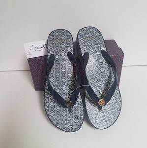 SALE‼️❗️Tory Burch Cut-out wedge flipflops